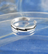 Lightning Bolt Thunderbolt Toe Midi Knuckle Ring | woot & hammy thoughtful jewelry